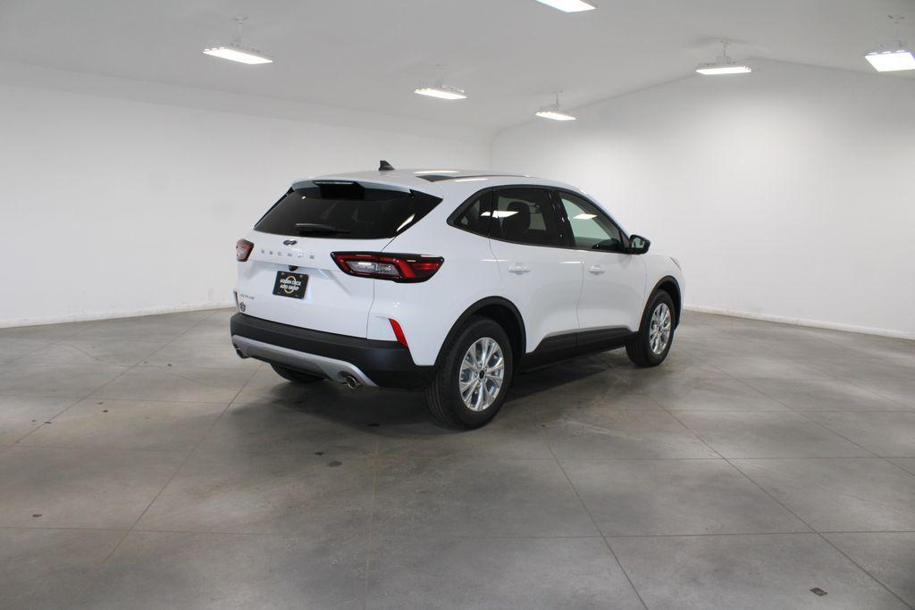 new 2026 Ford Escape car, priced at $28,902