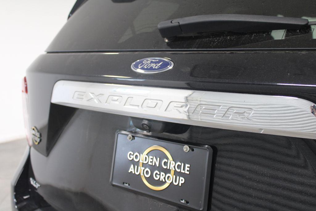 used 2022 Ford Explorer car, priced at $27,748