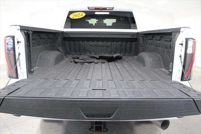 used 2024 GMC Sierra 2500 car, priced at $77,000