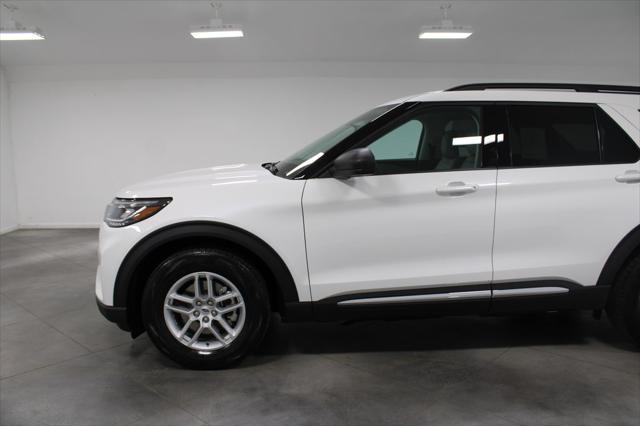 new 2025 Ford Explorer car, priced at $43,595