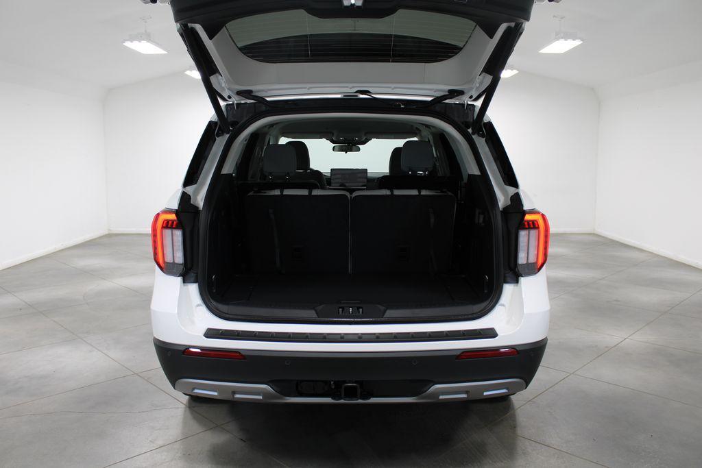 new 2025 Ford Explorer car, priced at $41,455