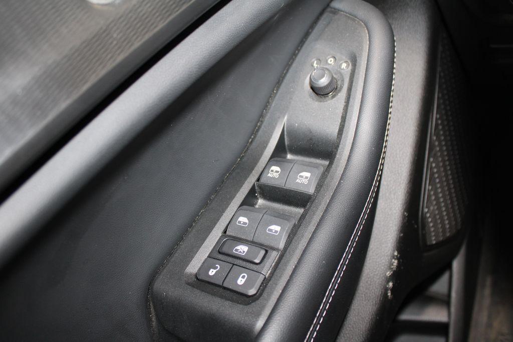 used 2024 Jeep Grand Cherokee car, priced at $32,298