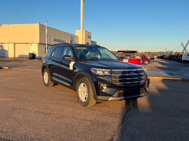 new 2025 Ford Explorer car, priced at $41,225