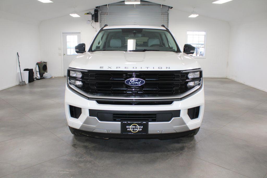 new 2025 Ford Expedition Max car, priced at $89,990