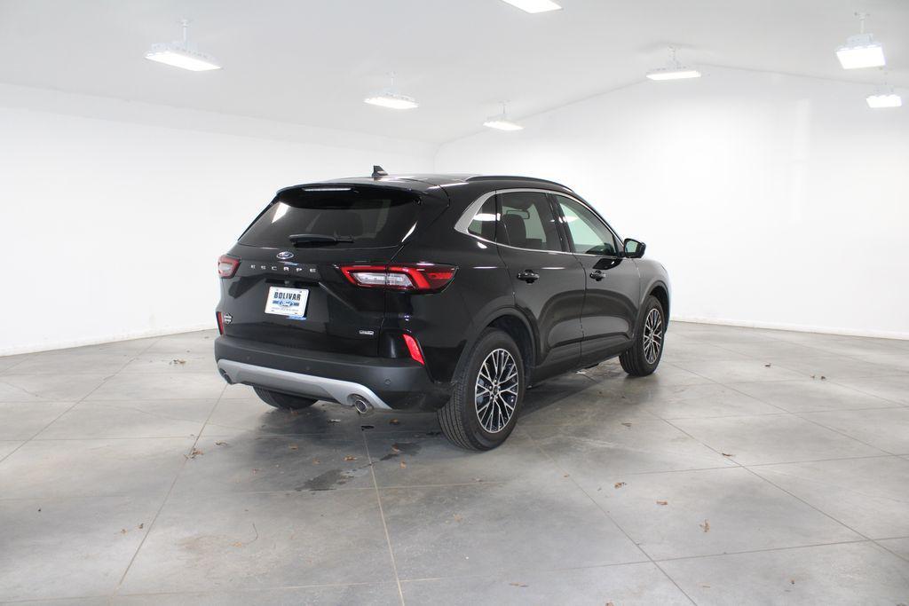 new 2025 Ford Escape PHEV car, priced at $33,474