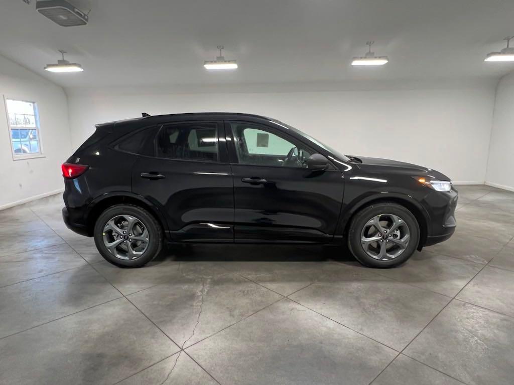 new 2024 Ford Escape car, priced at $27,589