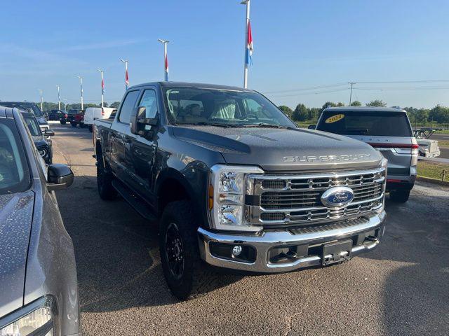 new 2025 Ford F-250 car, priced at $59,726