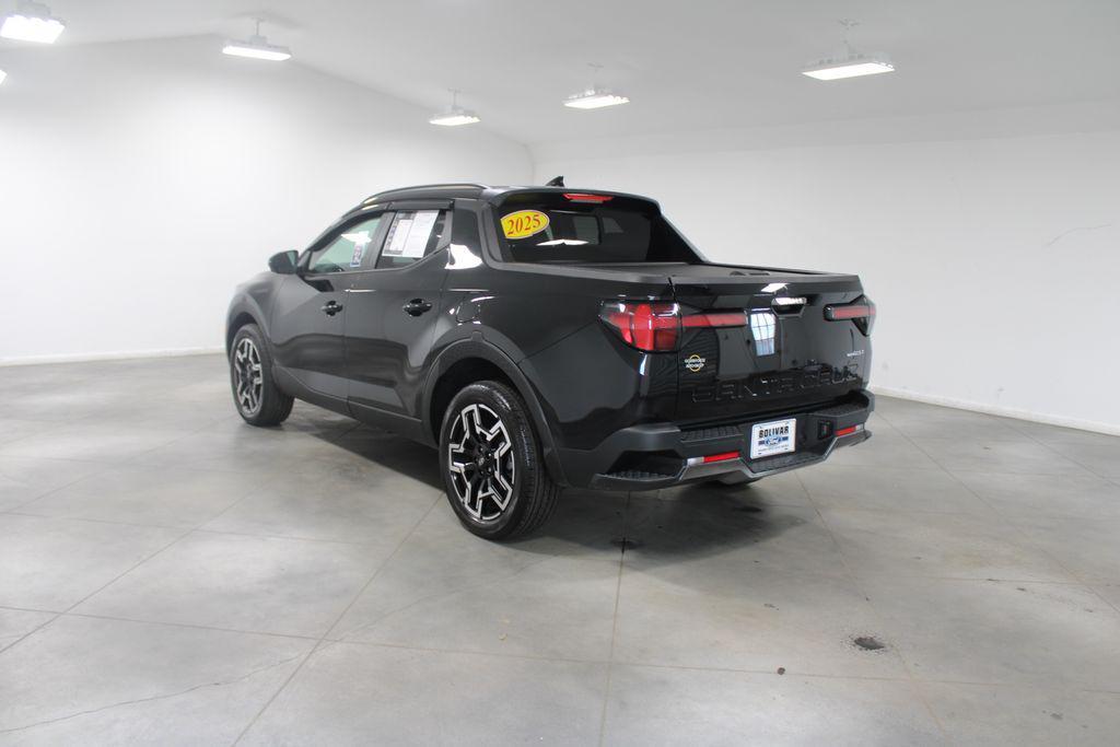 used 2025 Hyundai SANTA CRUZ car, priced at $35,478