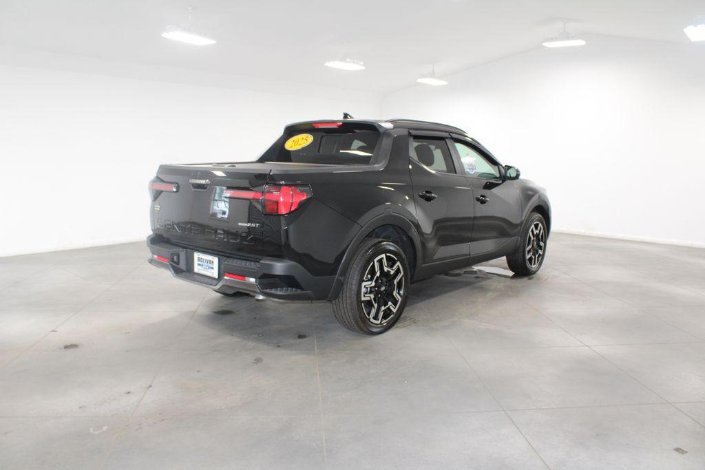 used 2025 Hyundai SANTA CRUZ car, priced at $35,478