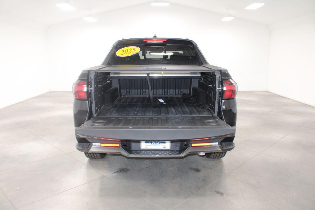 used 2025 Hyundai SANTA CRUZ car, priced at $35,478