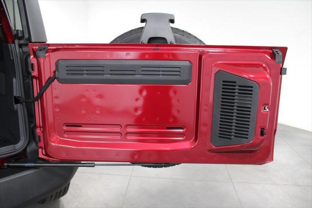 new 2025 Ford Bronco car, priced at $43,194