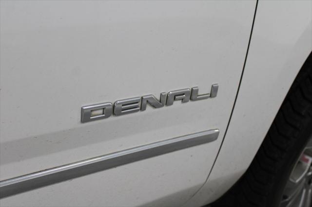 used 2016 GMC Yukon car, priced at $26,818
