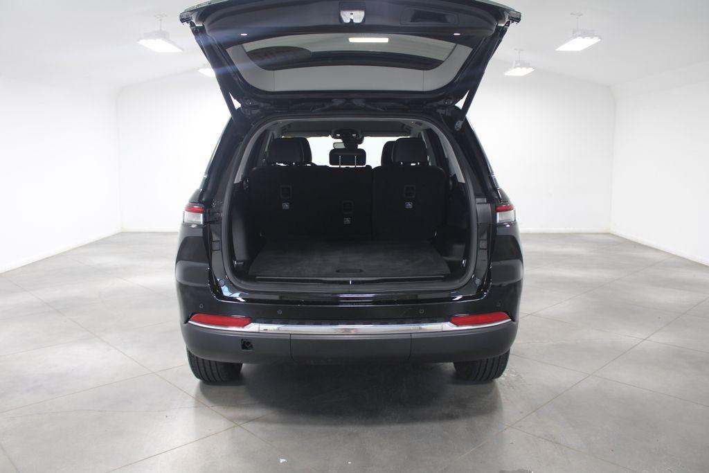 used 2023 Jeep Grand Cherokee car, priced at $27,338