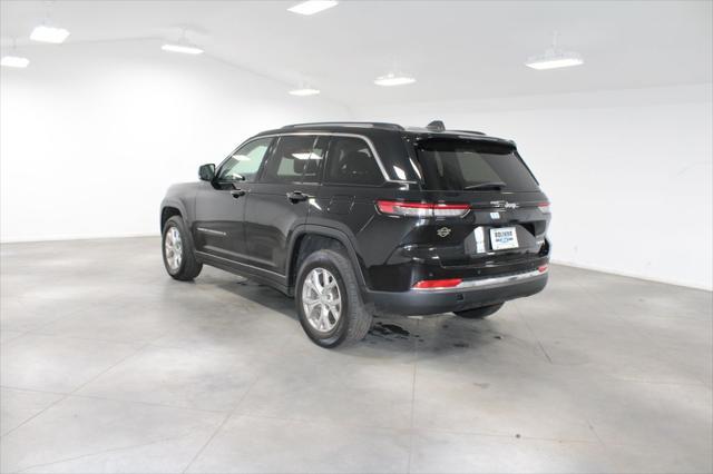 used 2023 Jeep Grand Cherokee car, priced at $29,928