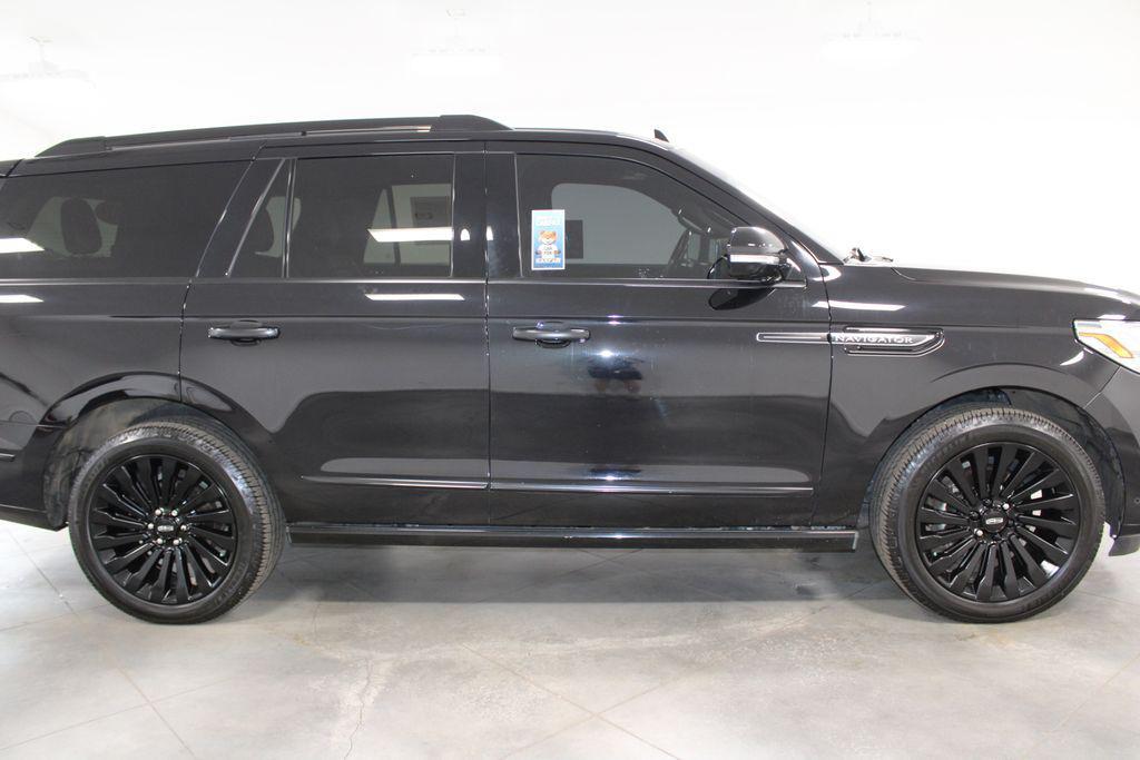 used 2019 Lincoln Navigator car, priced at $28,178