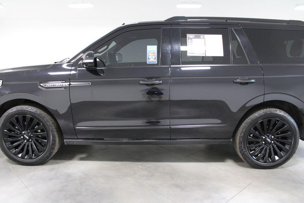 used 2019 Lincoln Navigator car, priced at $28,178