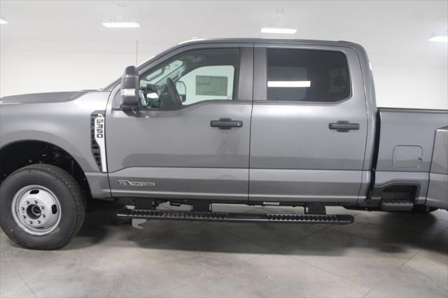 new 2025 Ford F-350 car, priced at $71,080