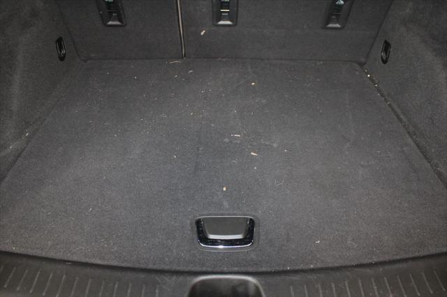 used 2024 Cadillac XT4 car, priced at $31,238