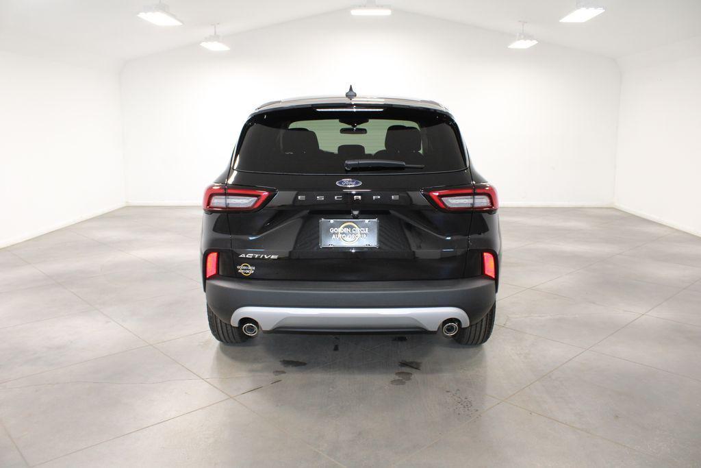 new 2025 Ford Escape car, priced at $26,576