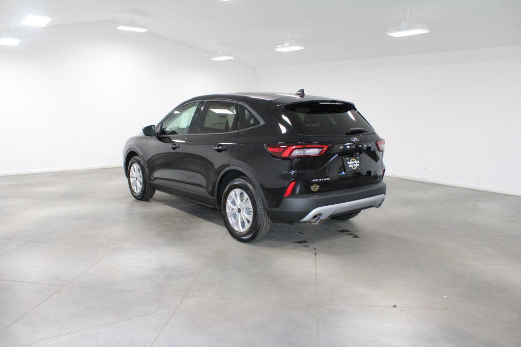 new 2025 Ford Escape car, priced at $26,576