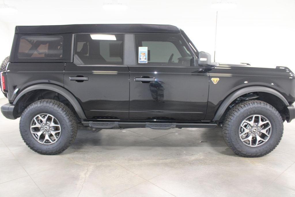 used 2023 Ford Bronco car, priced at $40,288