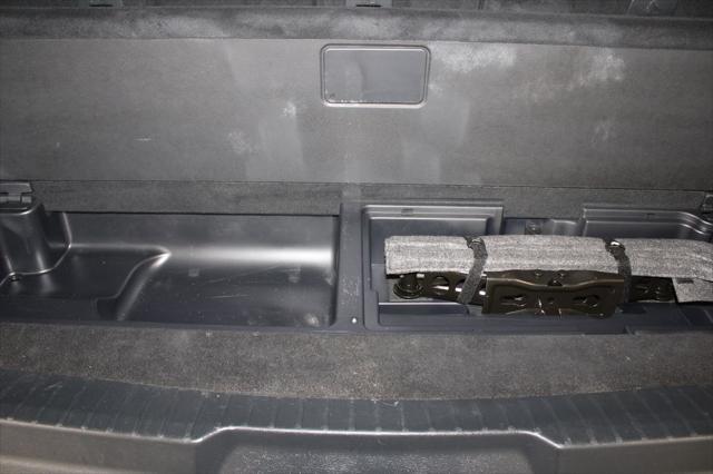 used 2024 Ford Expedition car, priced at $50,448