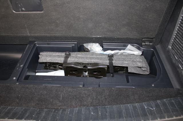 used 2023 Ford Expedition car, priced at $45,258