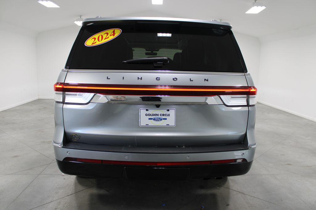 used 2024 Lincoln Navigator car, priced at $77,398