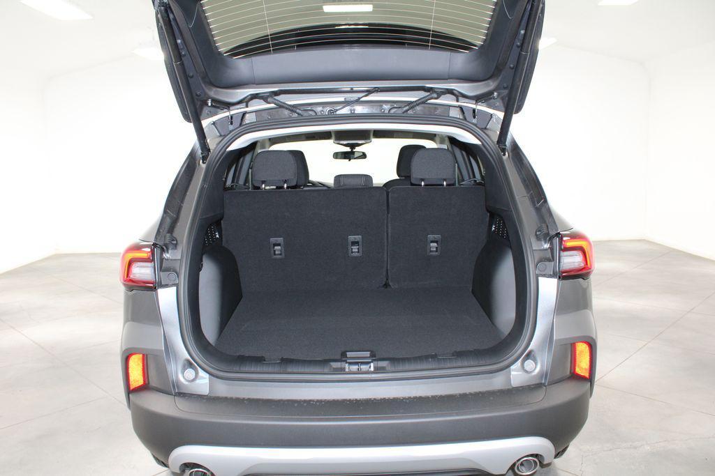 new 2024 Ford Escape car, priced at $25,750