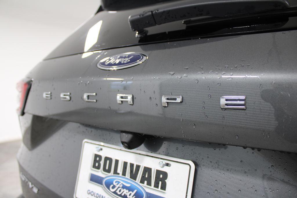 new 2025 Ford Escape car, priced at $26,495