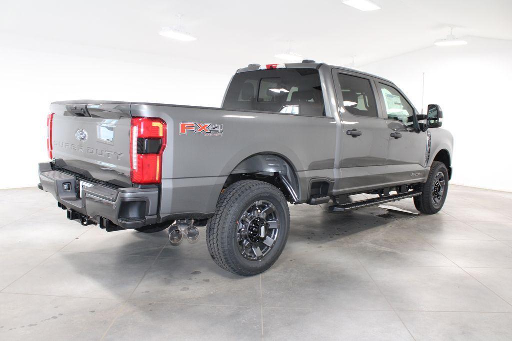 new 2025 Ford F-250 car, priced at $65,088