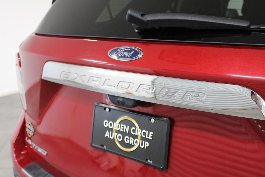 used 2024 Ford Explorer car, priced at $30,898
