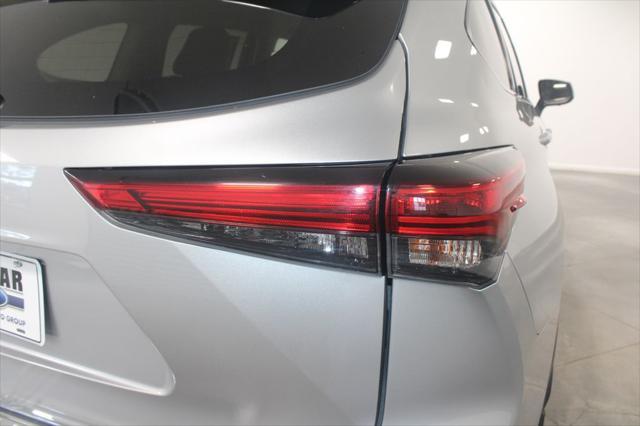 used 2023 Toyota Highlander car, priced at $44,768