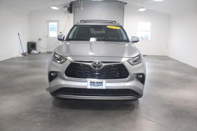 used 2023 Toyota Highlander car, priced at $44,768