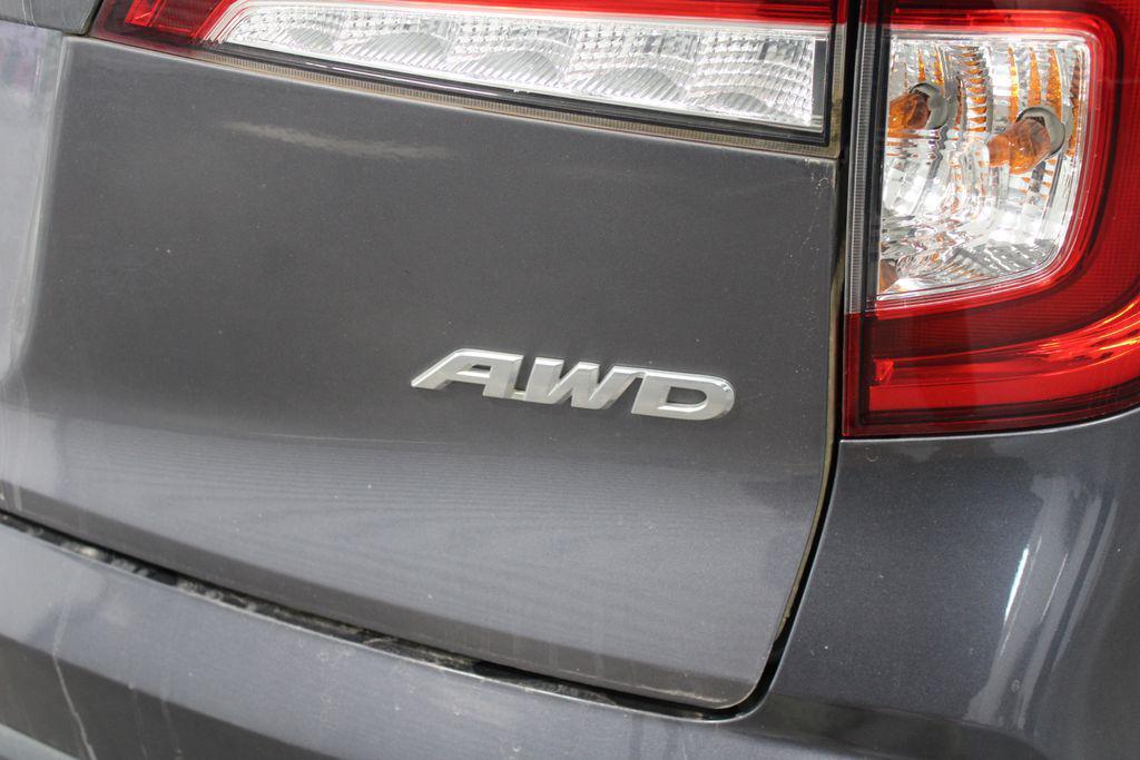 used 2020 Honda Pilot car, priced at $25,000