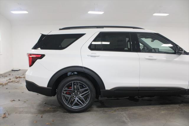 new 2025 Ford Explorer car, priced at $48,725