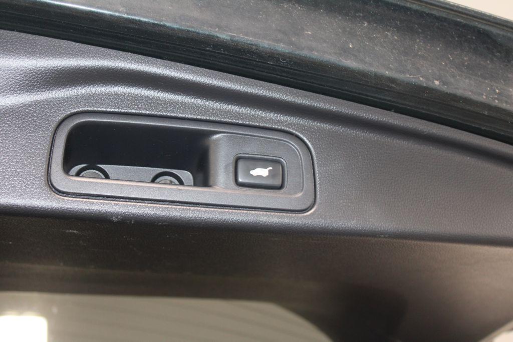 used 2019 Honda Pilot car, priced at $24,198