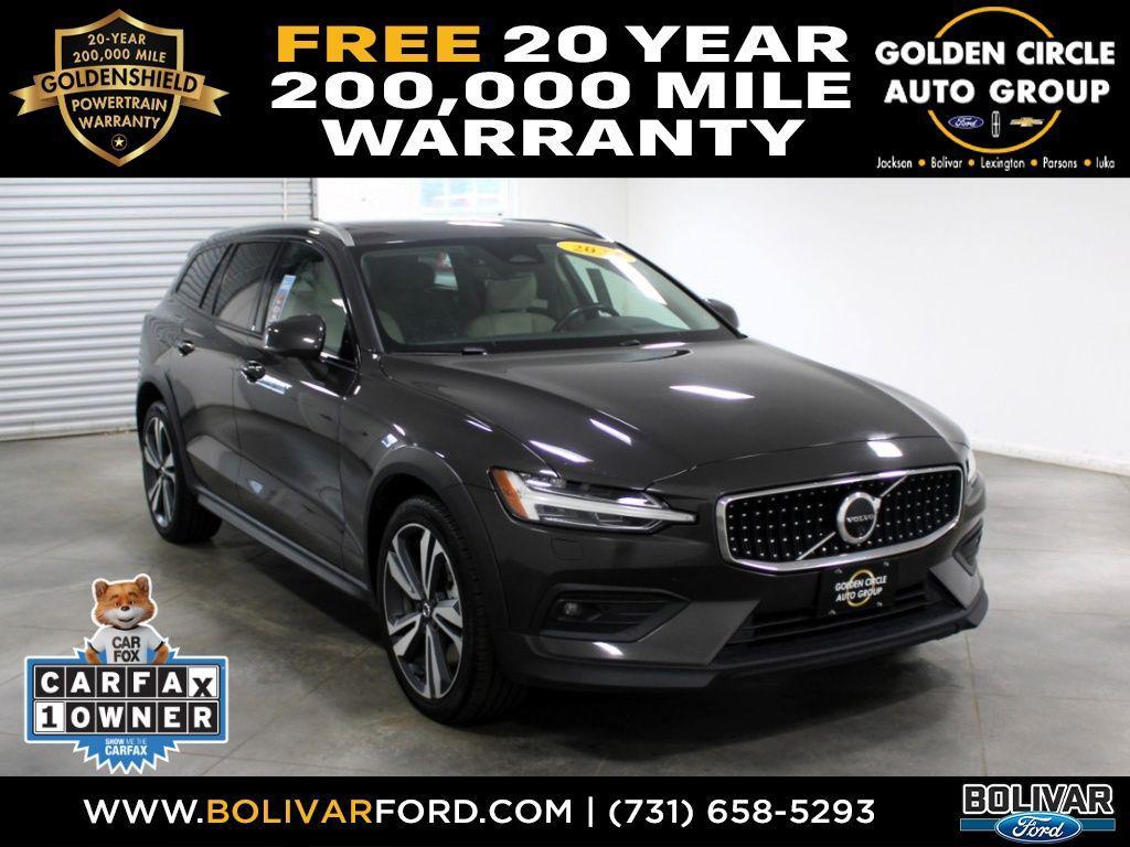 used 2024 Volvo V60 Cross Country car, priced at $36,628