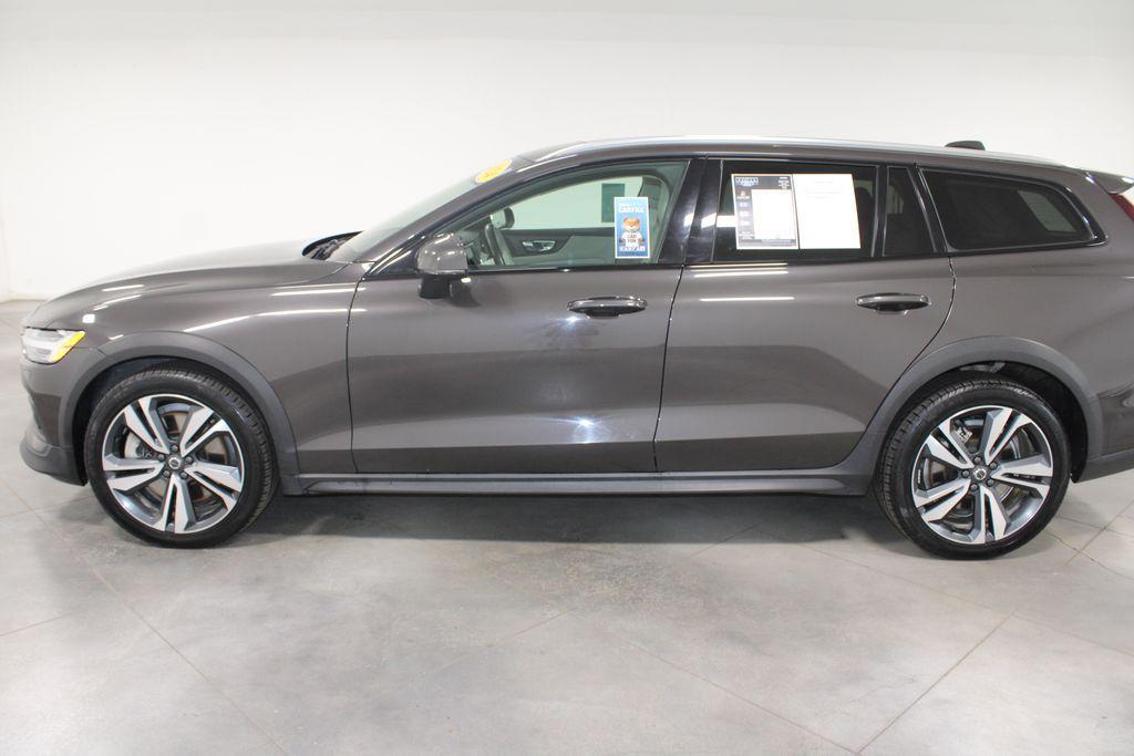 used 2024 Volvo V60 Cross Country car, priced at $36,000