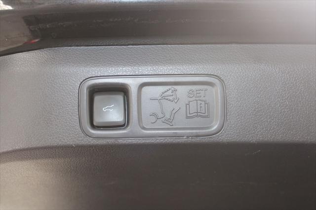 used 2023 Ford Expedition car, priced at $52,888
