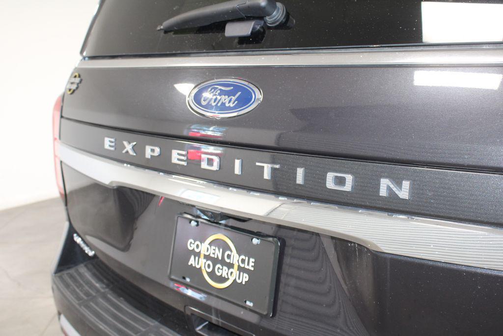 used 2024 Ford Expedition car, priced at $54,528
