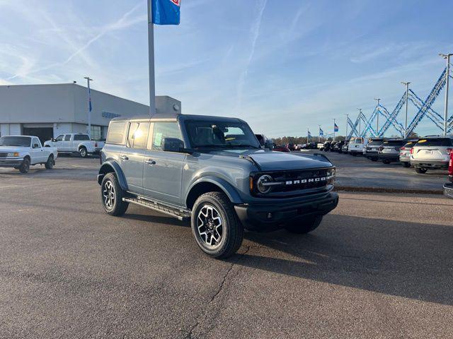 new 2024 Ford Bronco car, priced at $48,374