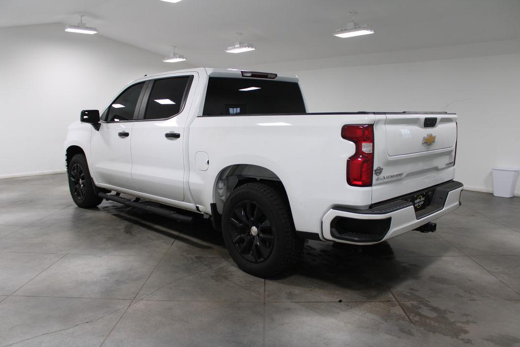 used 2021 Chevrolet Silverado 1500 car, priced at $30,000