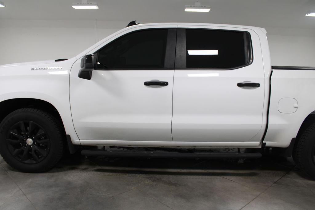 used 2021 Chevrolet Silverado 1500 car, priced at $30,000