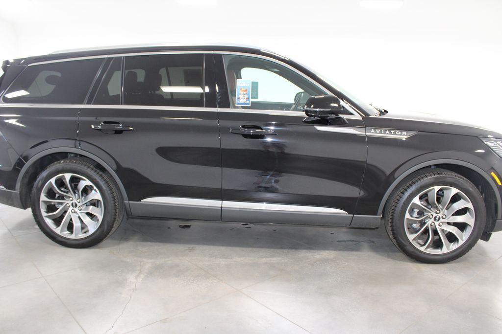 used 2025 Lincoln Aviator car, priced at $66,898