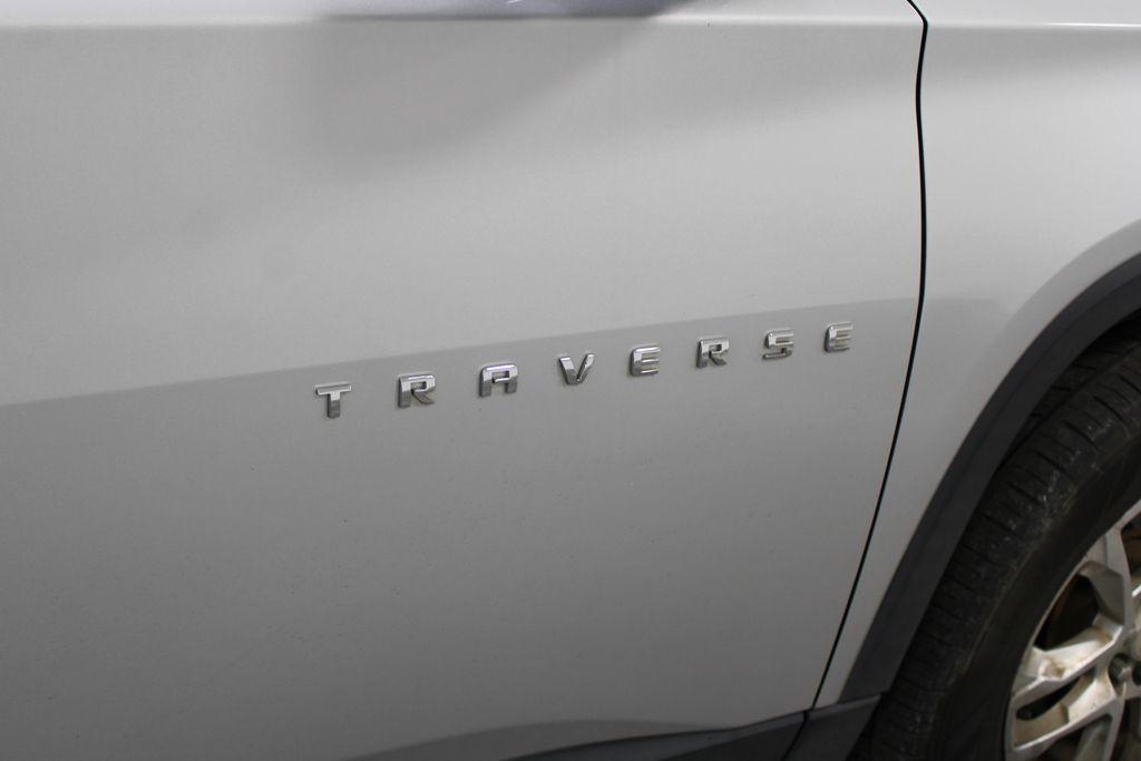 used 2019 Chevrolet Traverse car, priced at $17,858