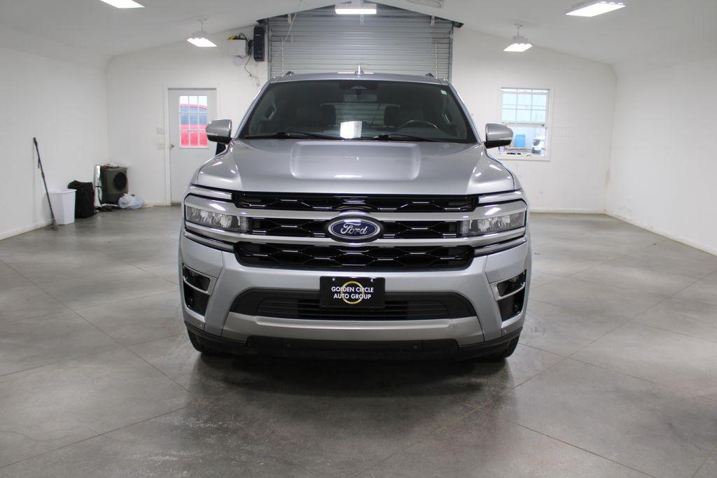 used 2024 Ford Expedition car, priced at $43,738