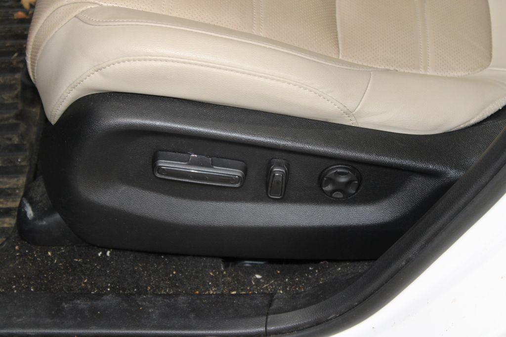 used 2021 Honda CR-V car, priced at $22,758