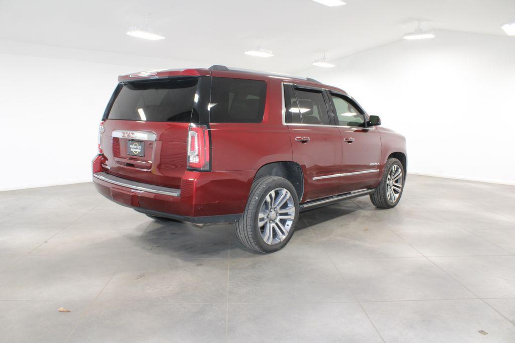 used 2020 GMC Yukon car, priced at $35,868