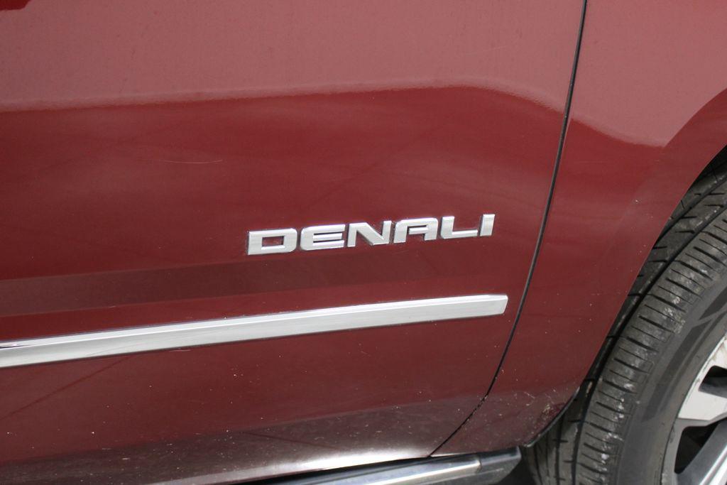 used 2020 GMC Yukon car, priced at $35,868